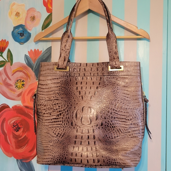 Brahmin purse - Picture 1 of 4